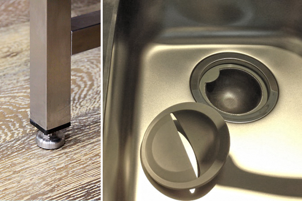 ステンレスフレームキッチン W2550×D650 KB-KC005-04-G078 左：脚元のアジャスター　　右：ステンレス製のゴミ受けと樹脂製のフタ