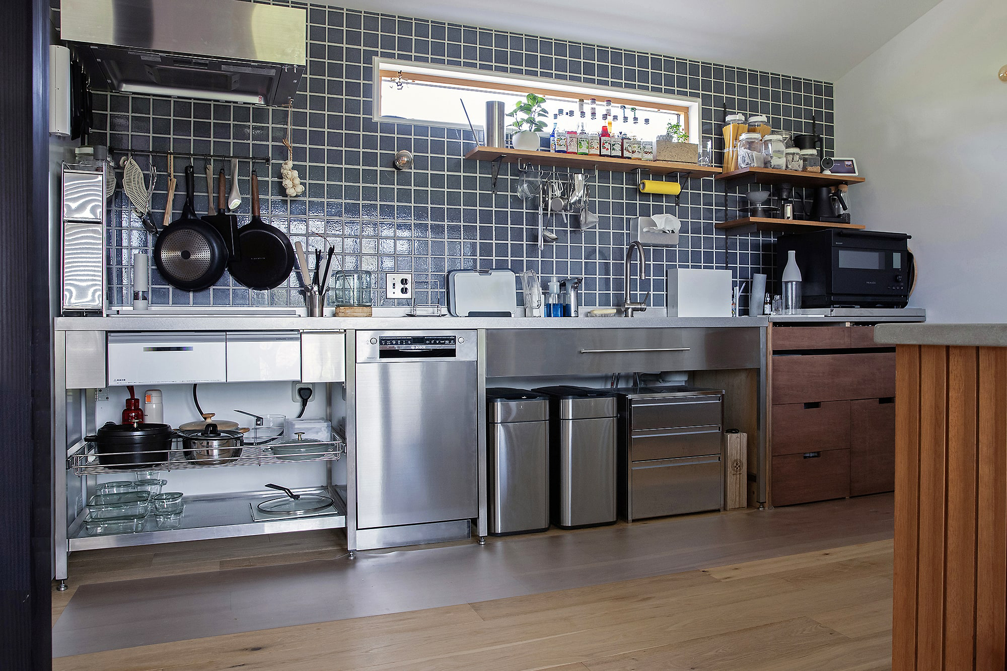 ステンレスフレームキッチン