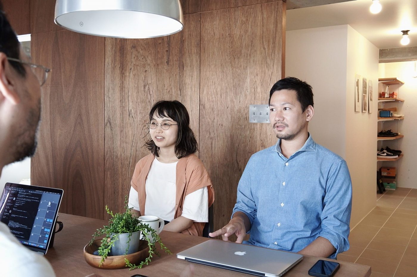 アートアンドクラフトのお二人。左が西面さん。右が西川さん。