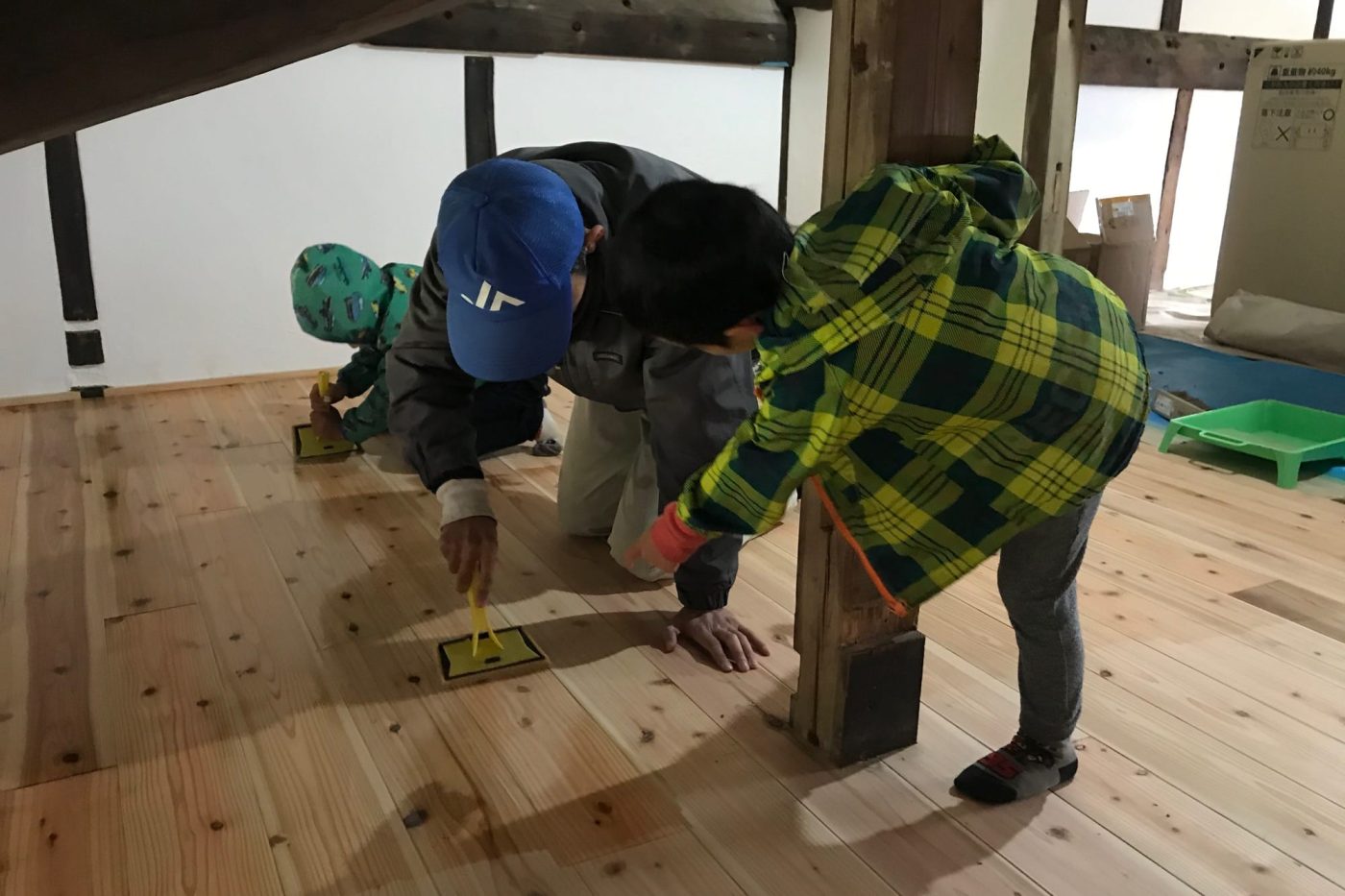 離島で暮らす、限られた子供との時間。自然素材をつかった住まいで、メンテナンスしながら家を育てる暮らし14