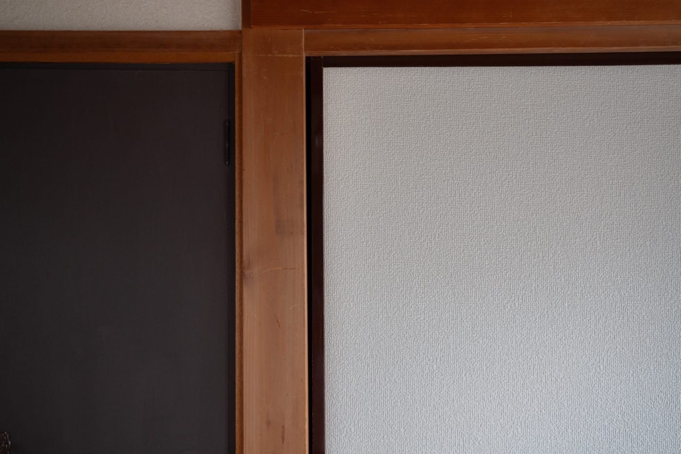 襖（ふすま）を『織物壁紙』に貼り替えてみた！15