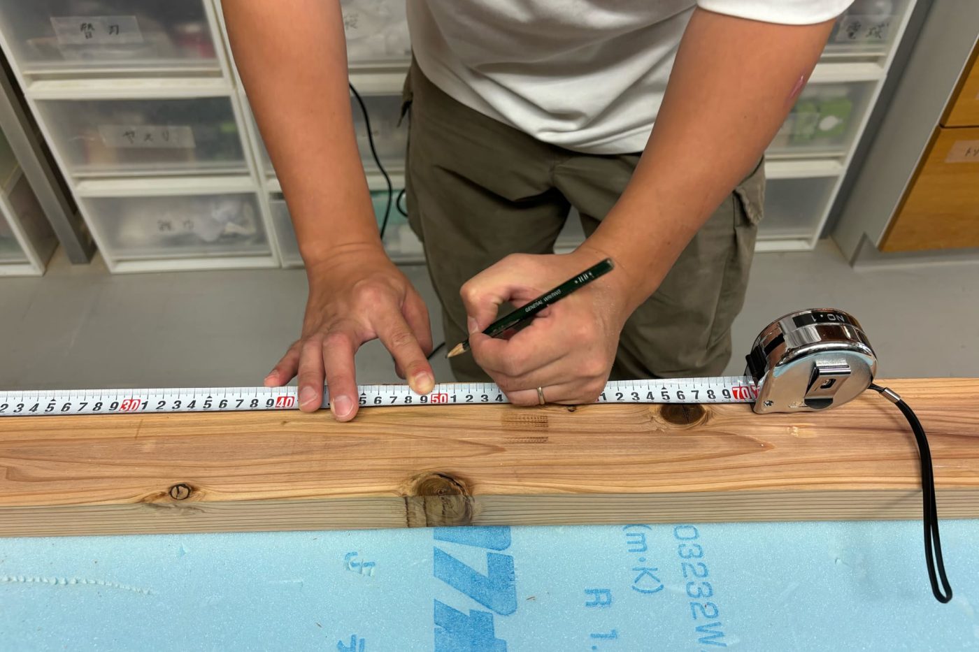 2×4材やフローリングを切ってみよう！丸ノコでできるいろんな切り方［道具工具ガイドVol.4 丸ノコ編］11