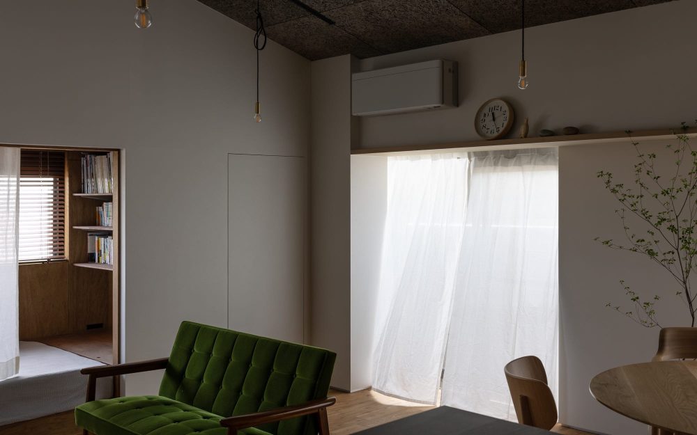 天井高で気持ちを切り替える。勾配天井を活かしたマンションリノベ Vol.4