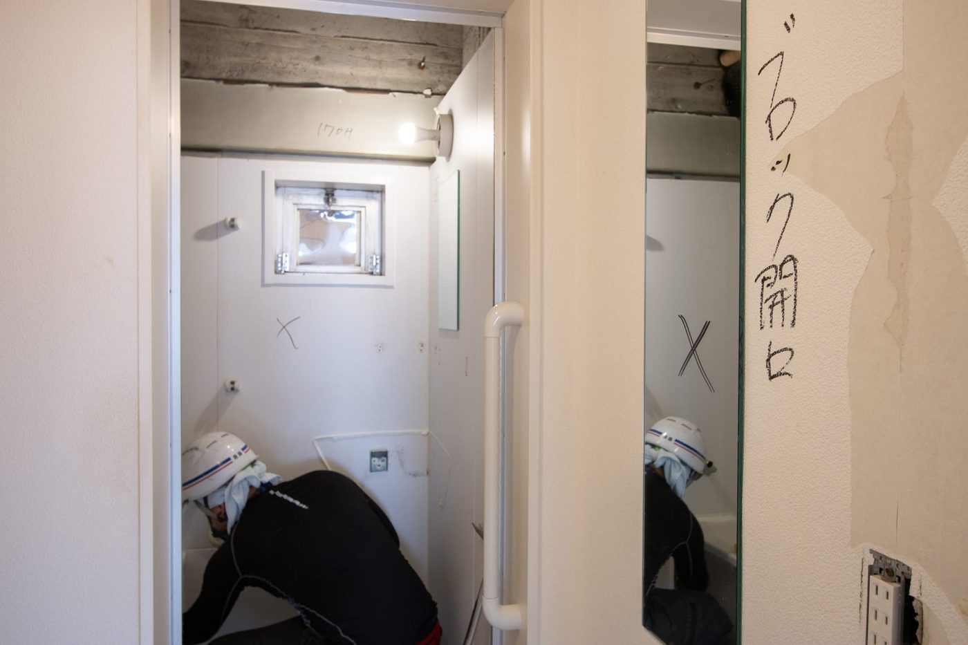 解体したい壁部分に「ブロック開口」という解体屋さんへの指示が書かれていました。
