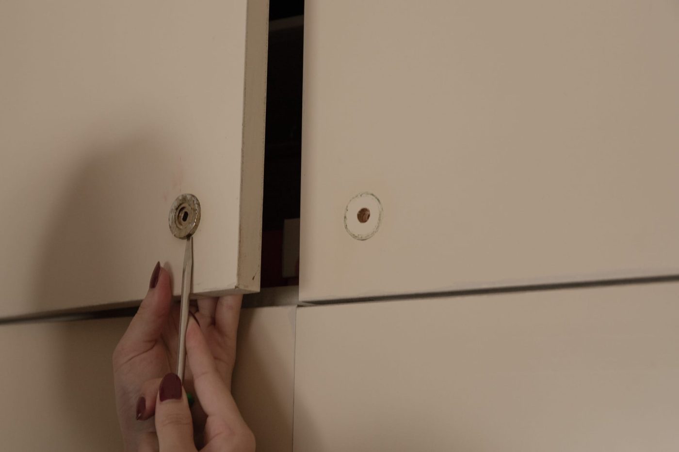 築古戸建のキッチンつまみを付け替えて、オープン収納に変えてみた！47