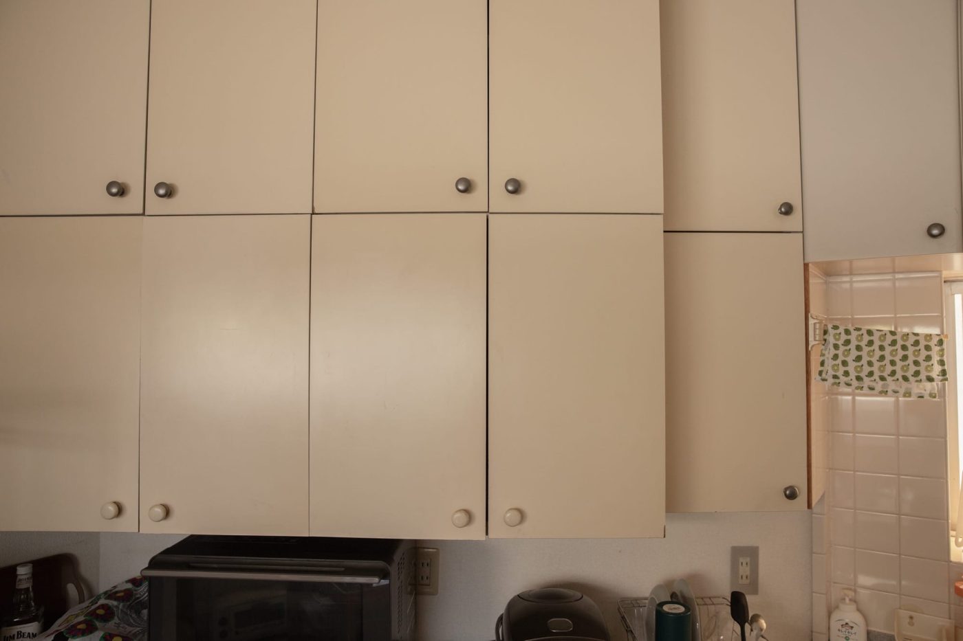 築古戸建のキッチンつまみを付け替えて、オープン収納に変えてみた！77
