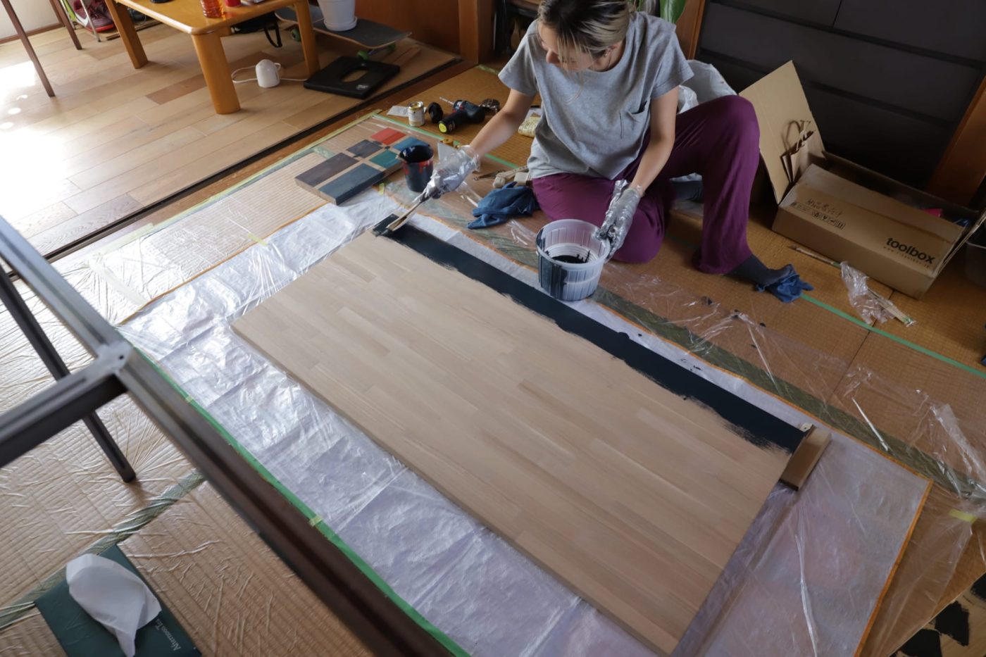 お気に入りの椅子に合わせて、“カラー天板”のデスクをつくってみた！139