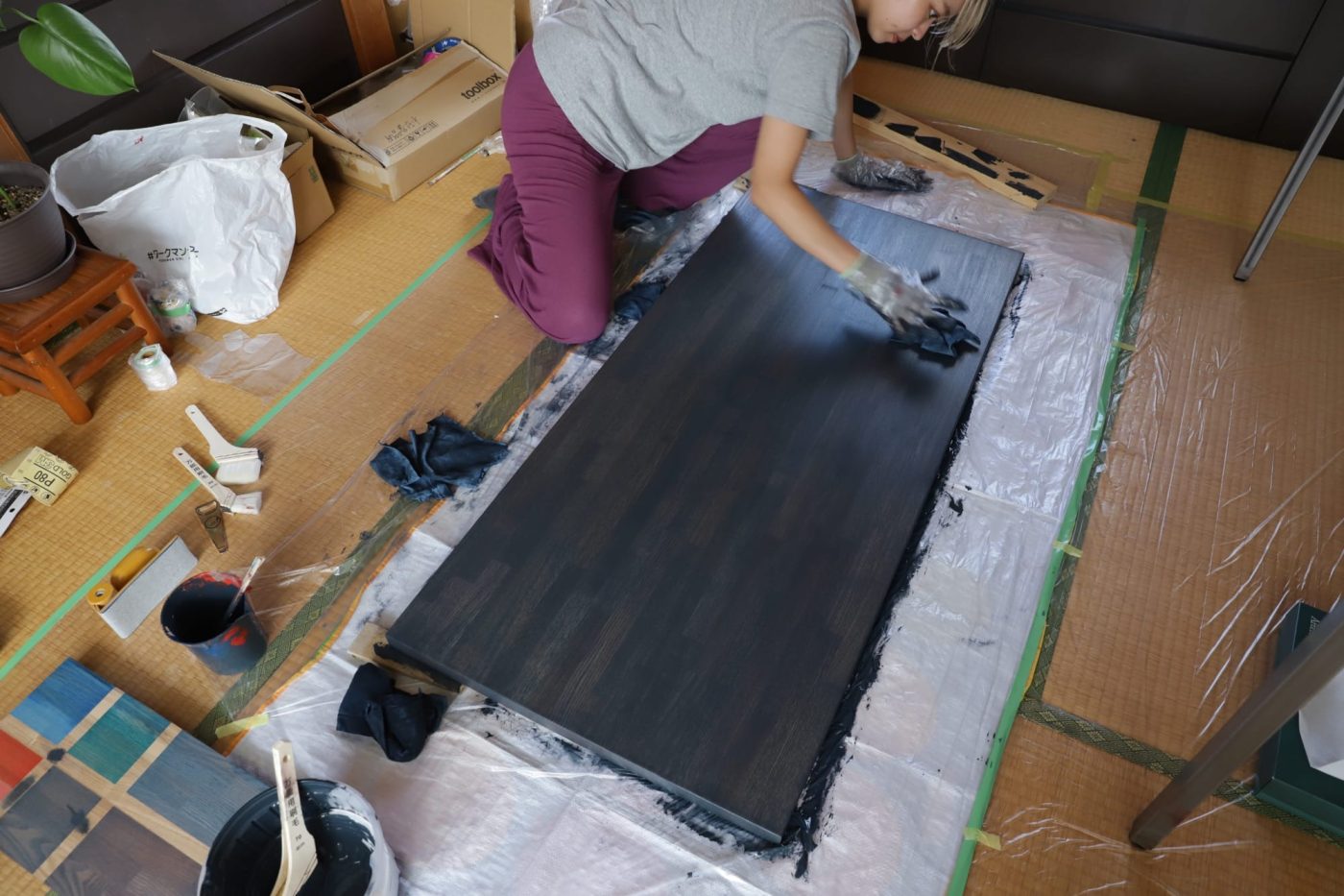 お気に入りの椅子に合わせて、“カラー天板”のデスクをつくってみた！151