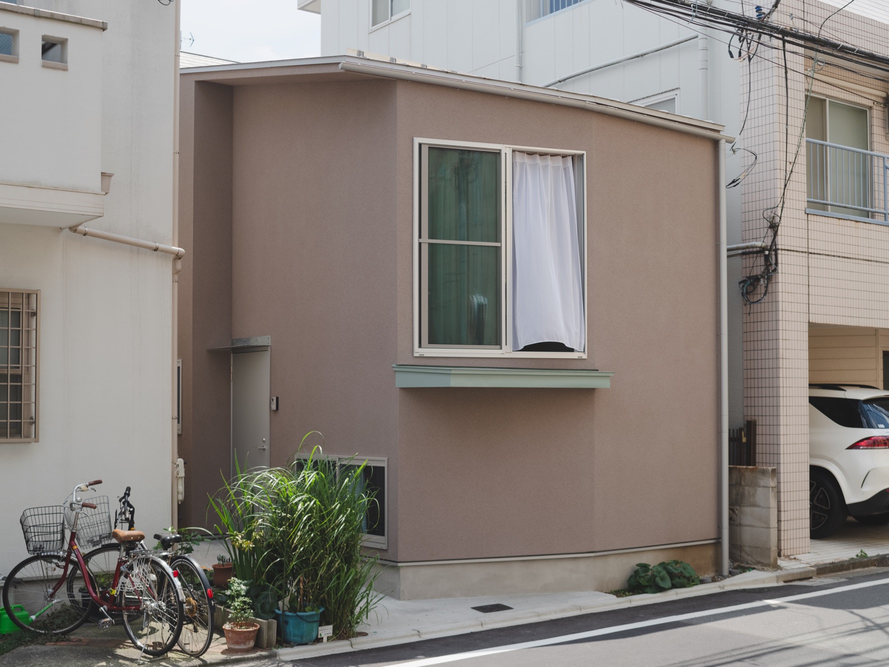 ディテールにこだわりシンプルに美しく魅せる、小さな新築戸建て Vol.13