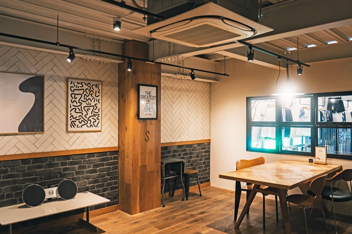 株式会社Standard