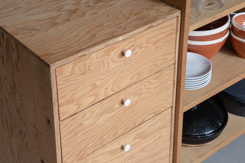 小さめな引き出しや、造作家具に使いやすいサイズと形も（コンポート19）
