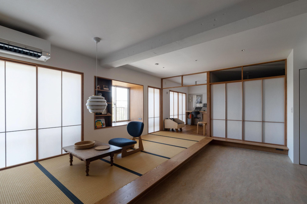 障子、畳、土間。昔ながらの「和」の機能美をマンション空間に取り入れた、現代版「日本の民家」