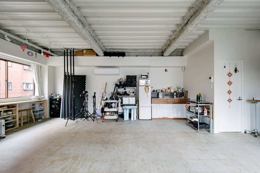 ”木とタイルで魅せる”。ありふれたビルに個性をつくり出すオフィスビルのリノベーション Vol.1