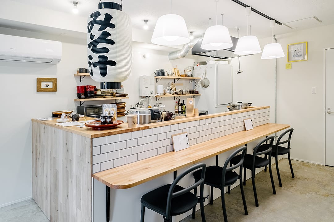 ”木とタイルで魅せる”。ありふれたビルに個性をつくり出すオフィスビルのリノベーション11