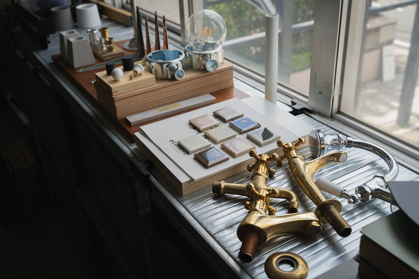 [中途]与えられたものを“つくる”だけでなく、自ら考え発信を仕掛けるデザイナーを募集2