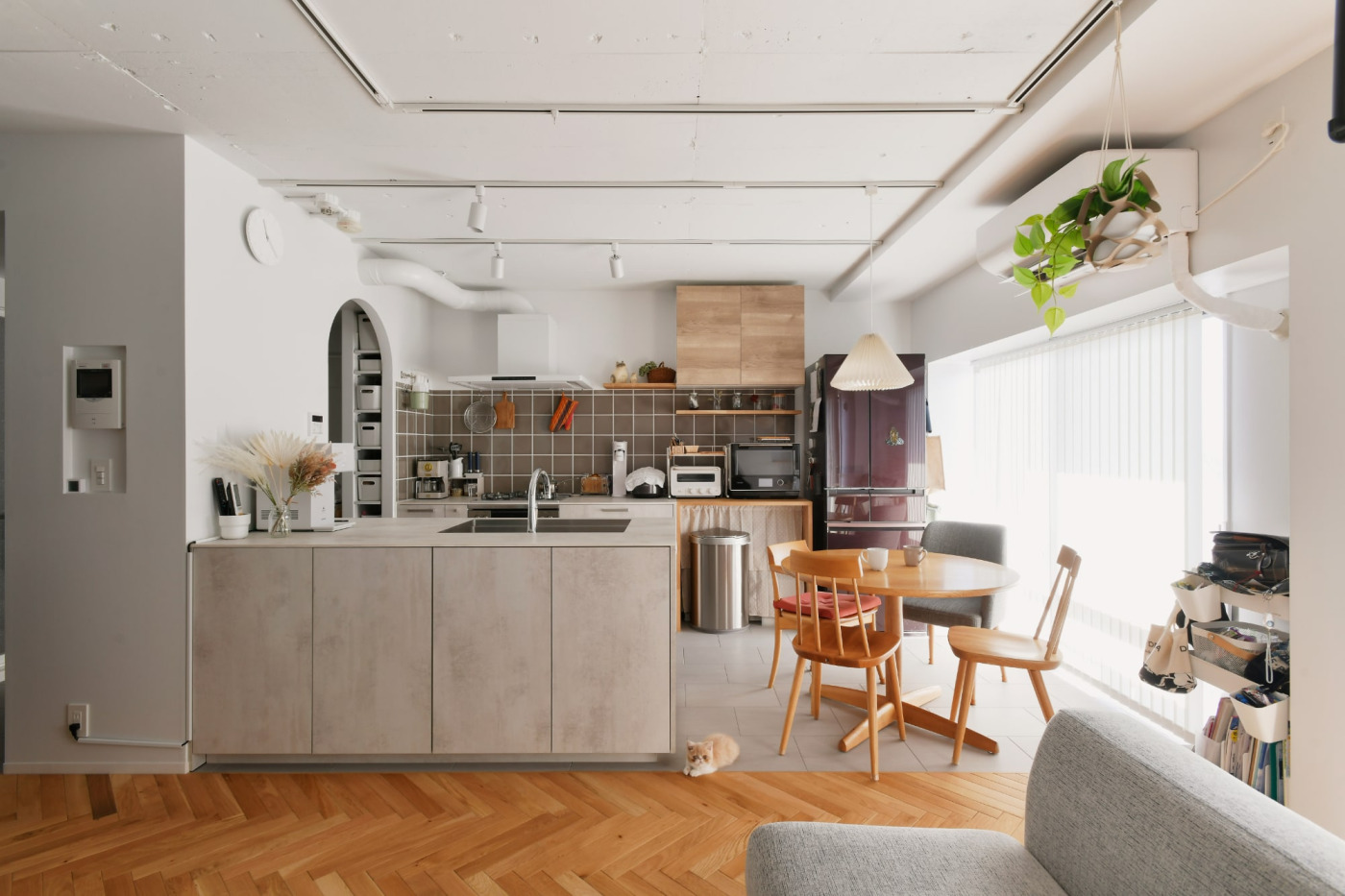 狭い空間でも諦めない！「Ⅱ型キッチン」で間取りの可能性を広げるアイデア集4