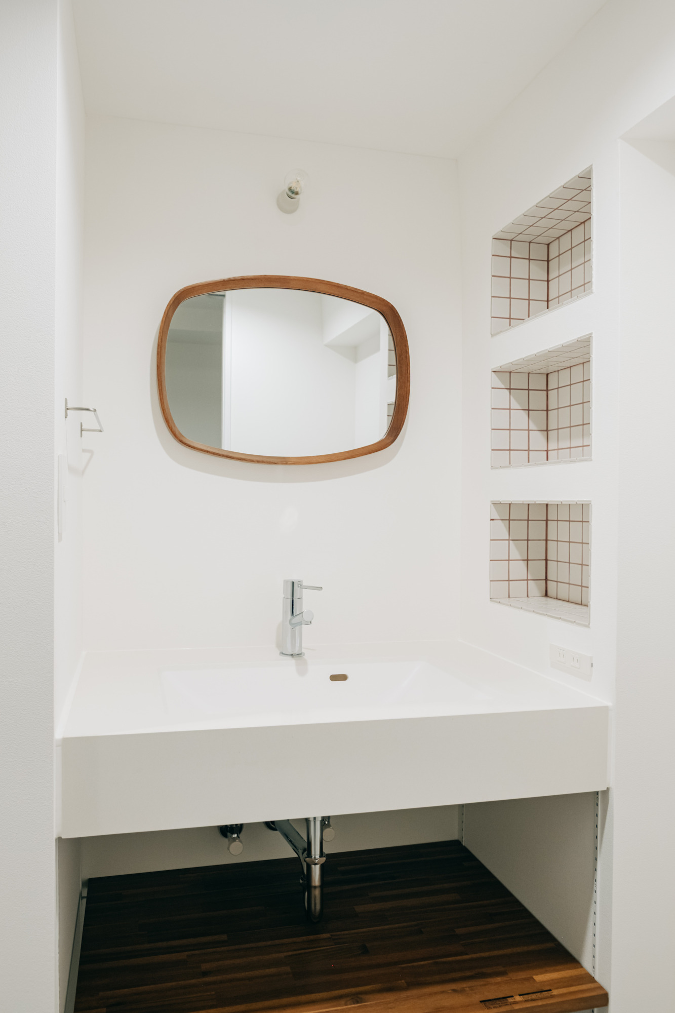 ミニマルでシンプル。日常の動線に、好きな素材やフォルムを取り入れたちょうど良い暮らし心地Vol.6