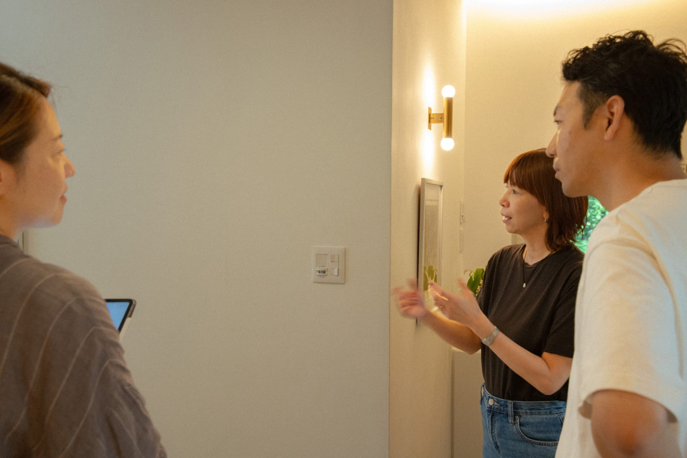 2016年に「北欧、暮らしの道具店」の読み物、「灯りの楽しみ方」特集でゲスト出演したtoolbox代表の荒川（右）と一緒に訪問しました。