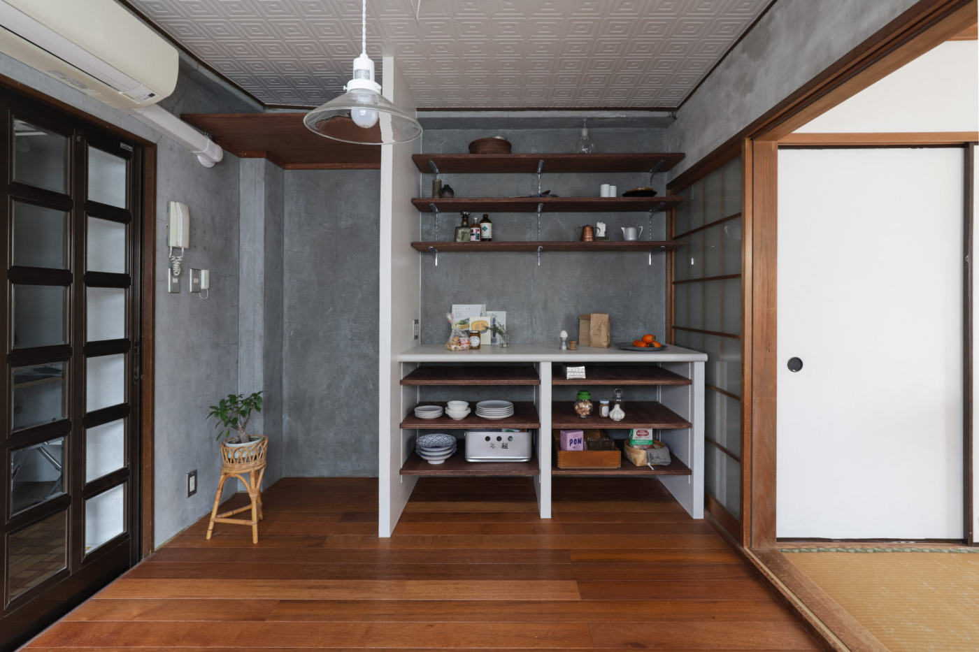 ほぼ解体なし、在宅工事で2週間。“台所”の痕跡を残した戸建てのキッチンリフォーム29