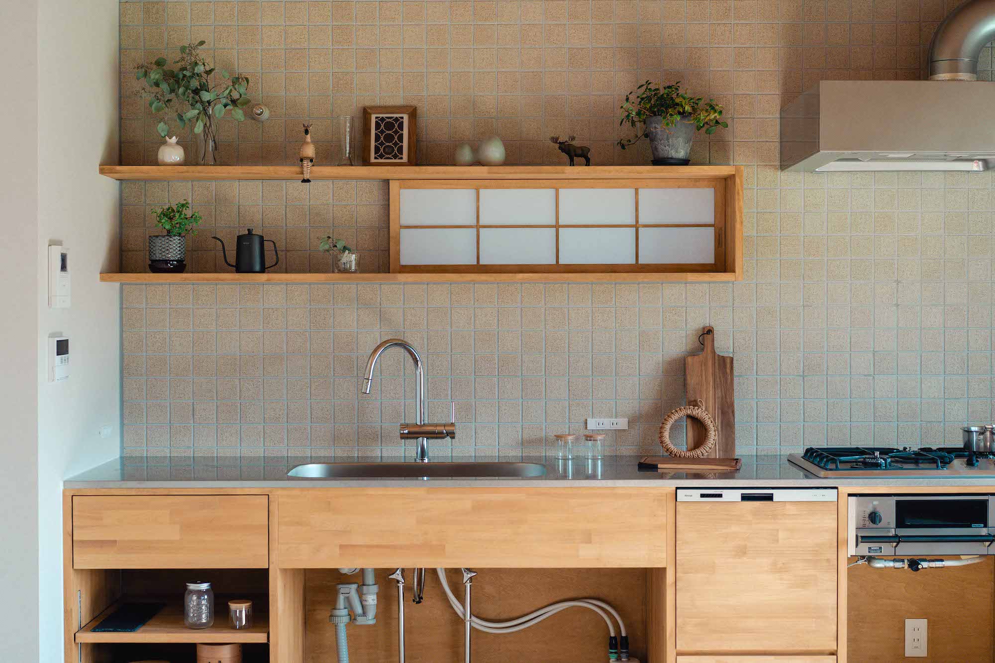 築28年戸建ての1階リノベ。玄関・洗面・LDK、家族の暮らしのベースになる場所を心地よく整えるVol.3