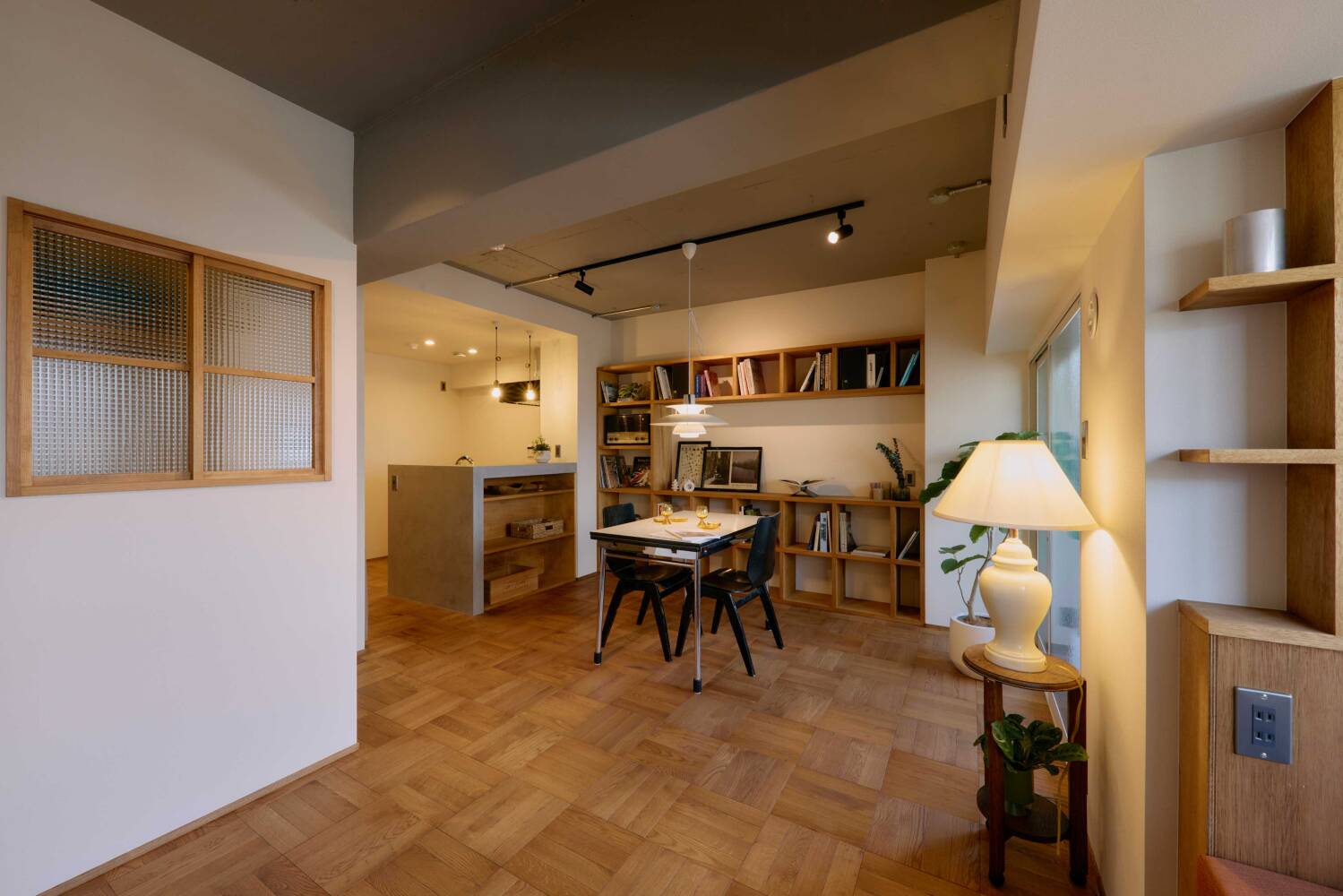 間取りは変えずに“居場所”を増やす。ひとり時間もふたり時間も心地よい、夫婦ふたりの「これから」に寄り添う家