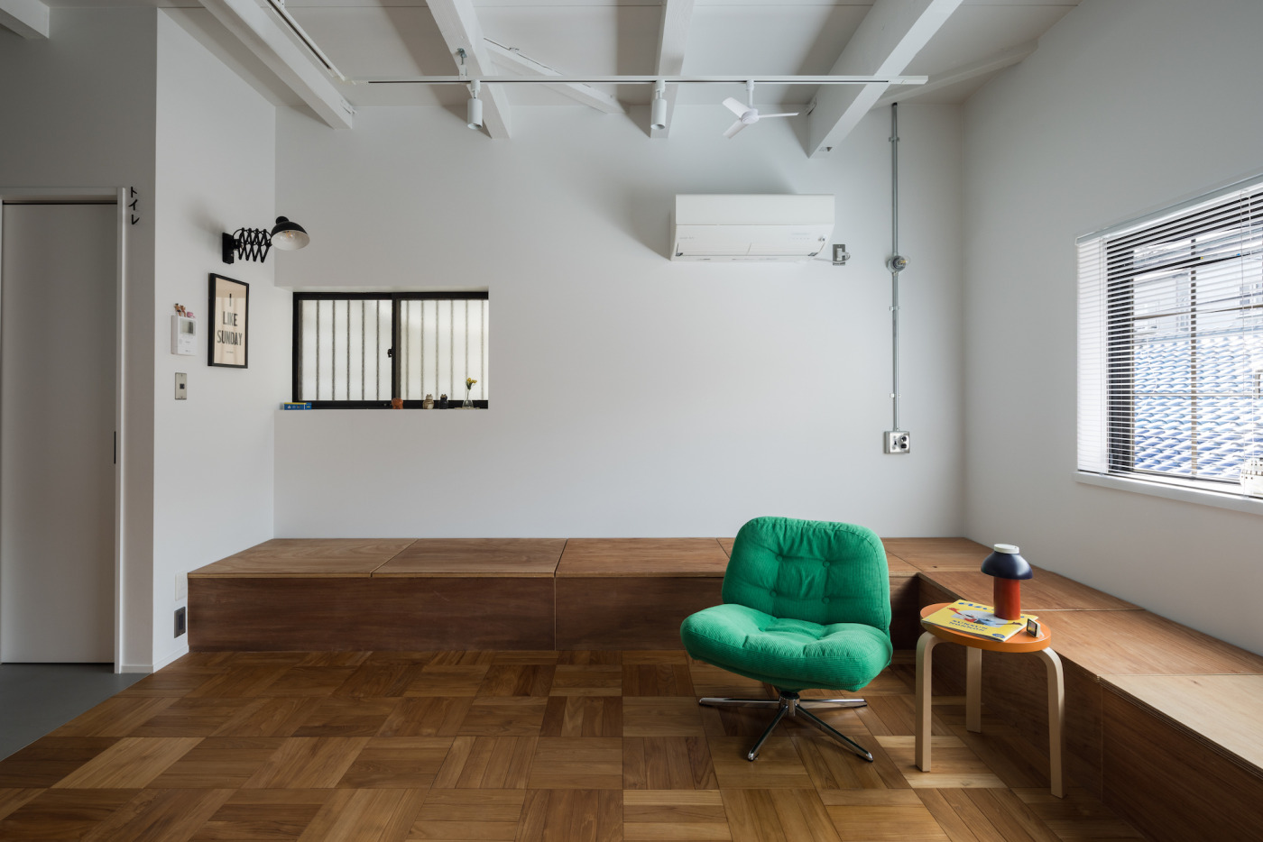 実家を引き継ぎ、“集まるリビング”を中心に再構築した、3世代6人の住まい23