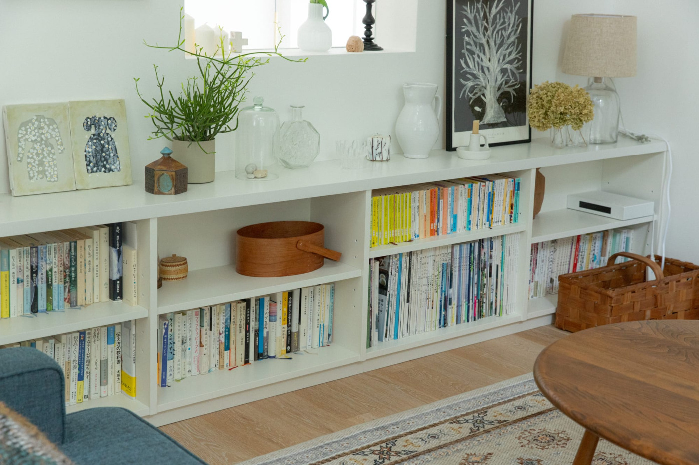 リビングのソファー脇のコーナー。