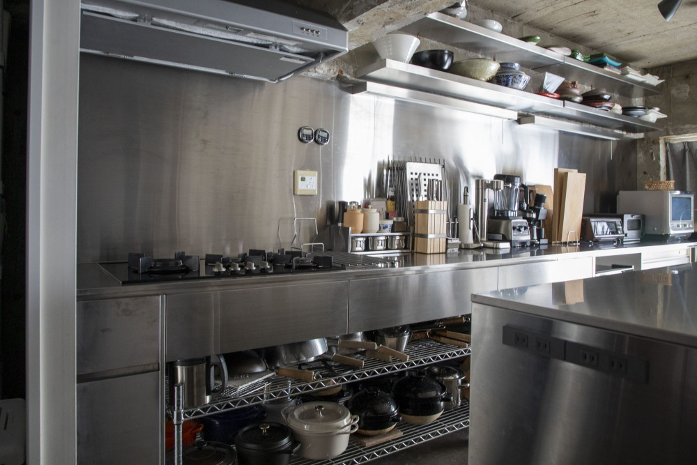 憧れの海外製ハイパワーコンロからはじまったキッチンが主役の家　Vol.6