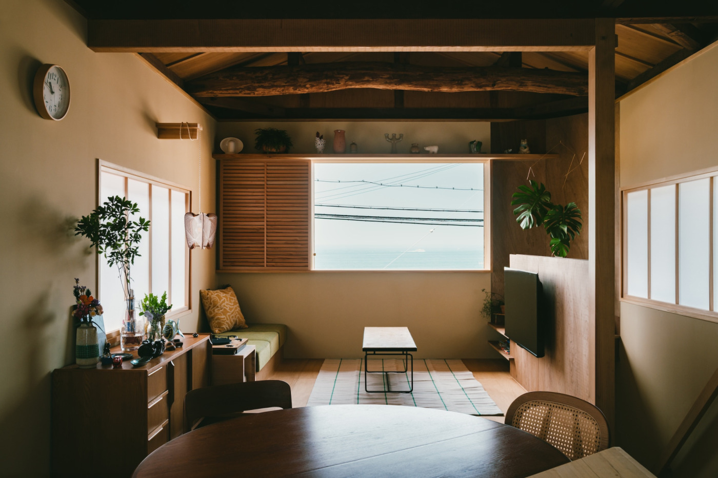 切り取られた​景色は、​まるで​1枚の​アートピースの​よう。​