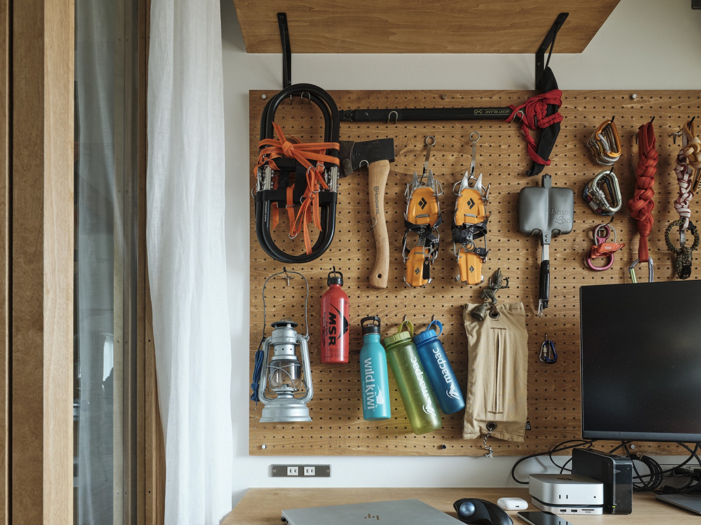 「山登り」と「カメラ」。趣味を日常に取り入れて暮らす、夫婦の住まい15