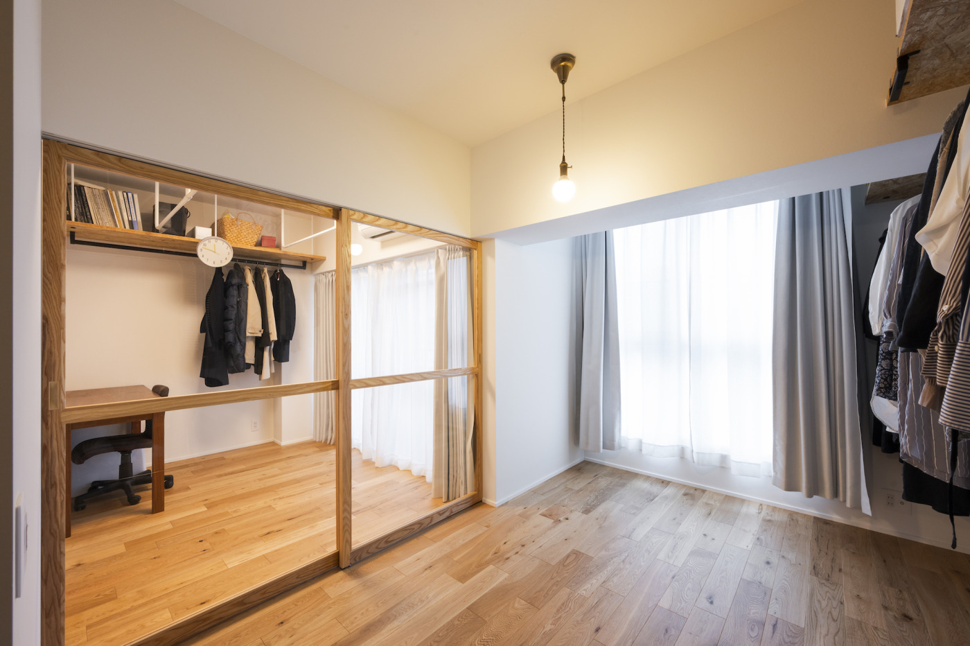 縦長住戸でも光が届く空間はつくれる！光と風、人の動きもぐるりと回遊する住まい7