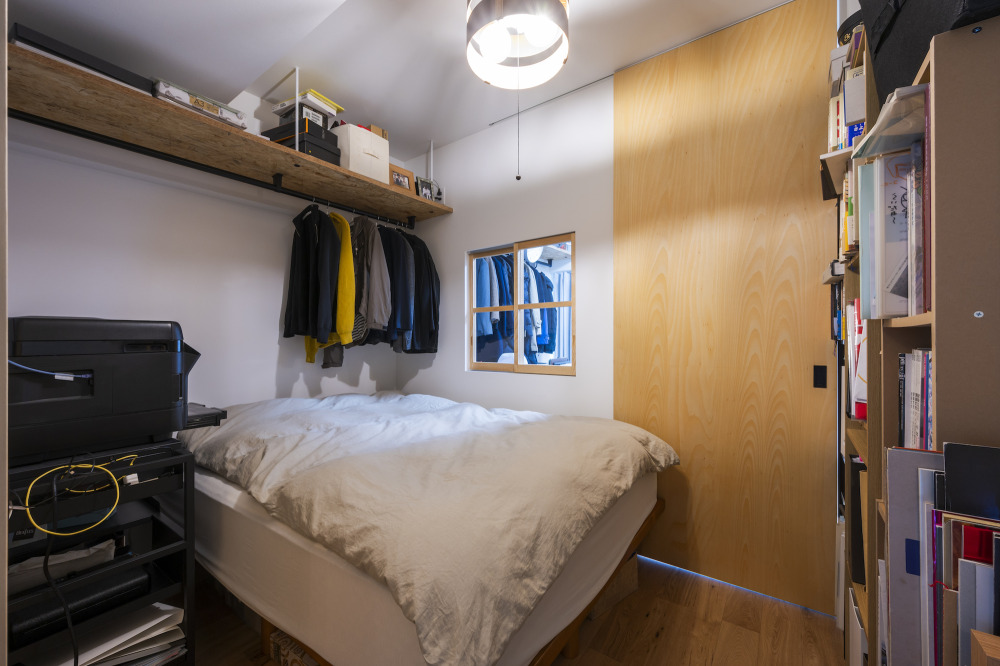 縦長住戸でも光が届く空間はつくれる！光と風、人の動きもぐるりと回遊する住まいVol.4