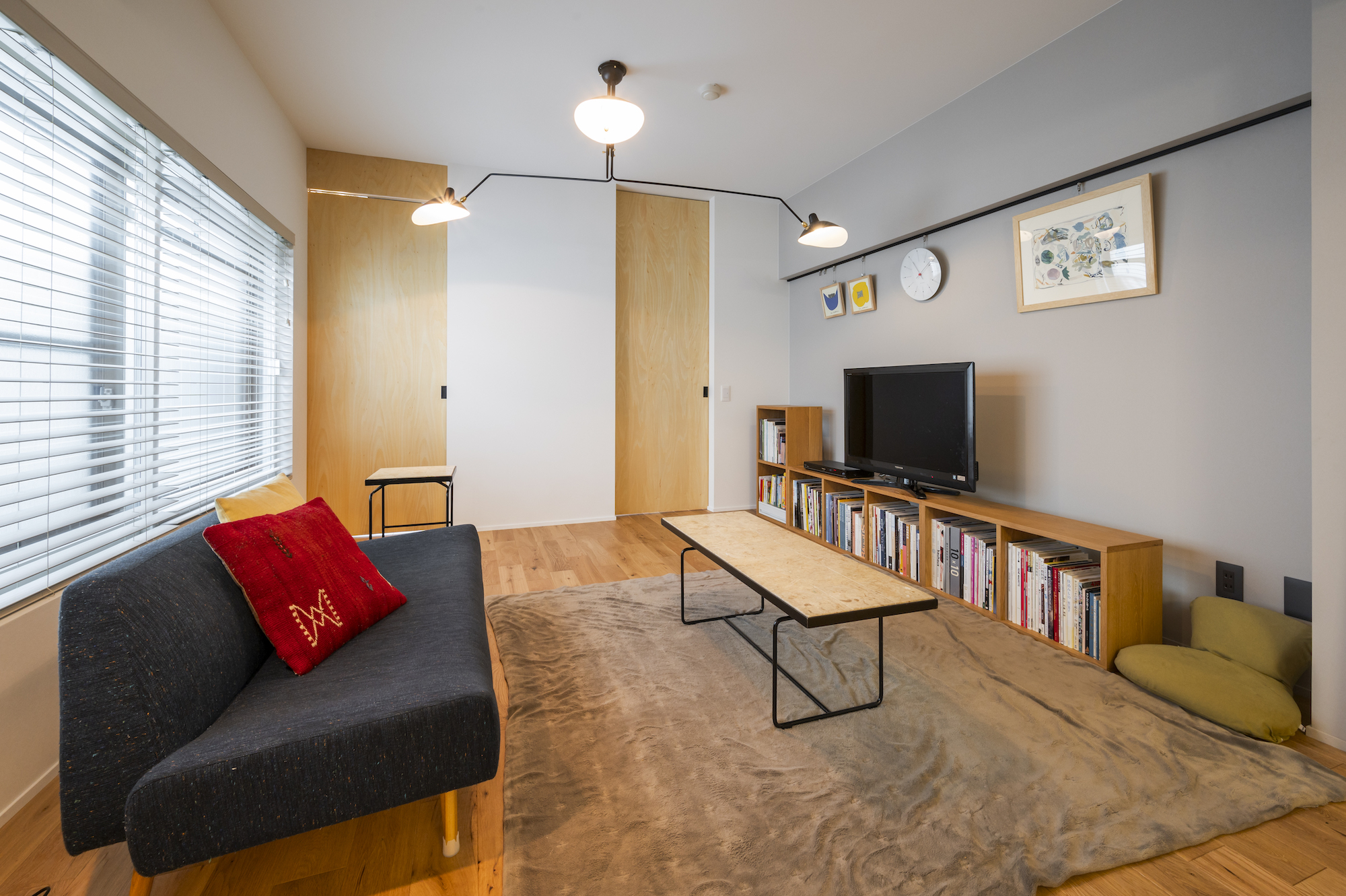 縦長住戸でも光が届く空間はつくれる！光と風、人の動きもぐるりと回遊する住まいVol.9