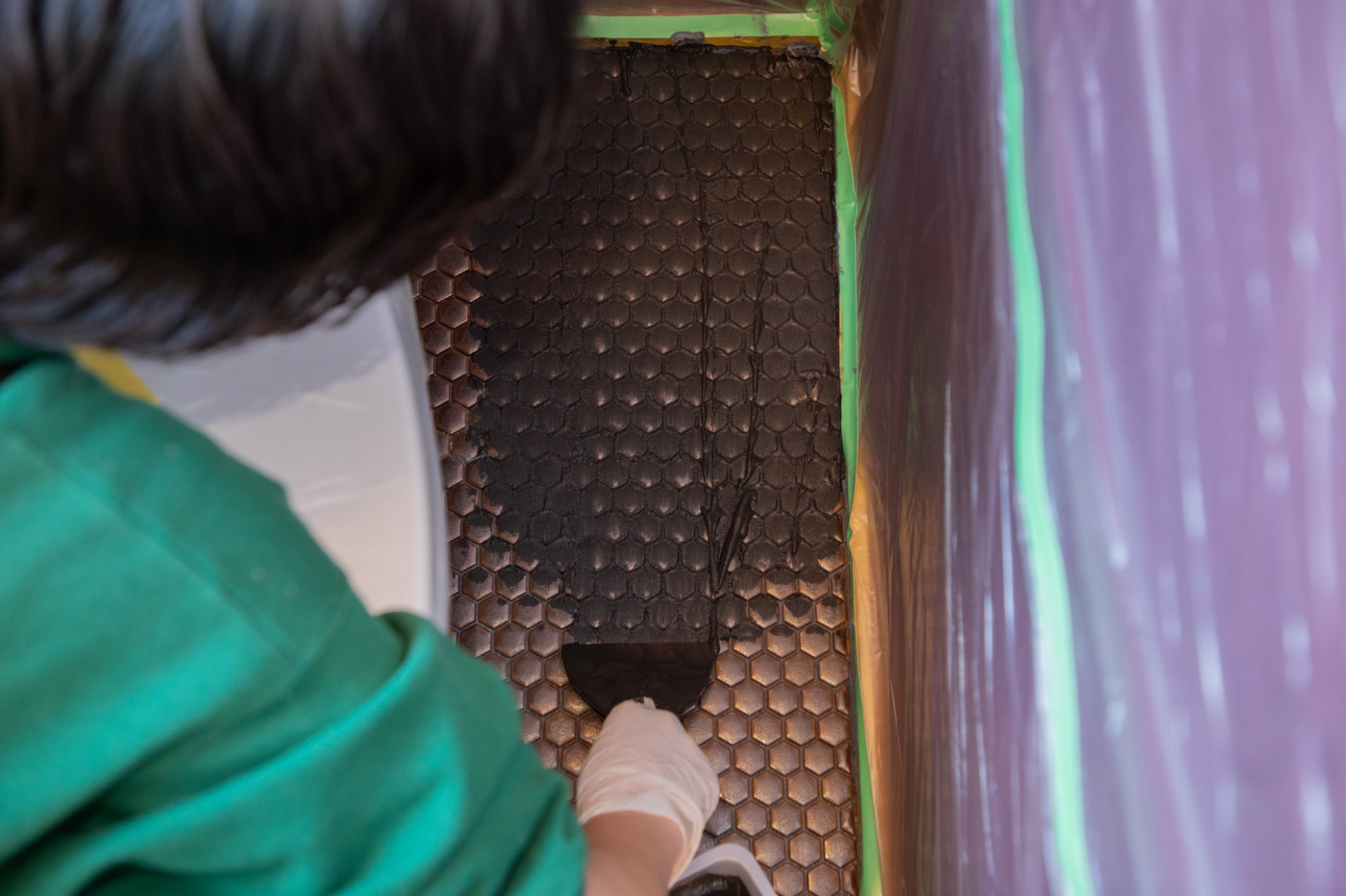 塩ビシートだった、築古戸建のトイレ床を『ハニカムタイル』に変えてみた！138