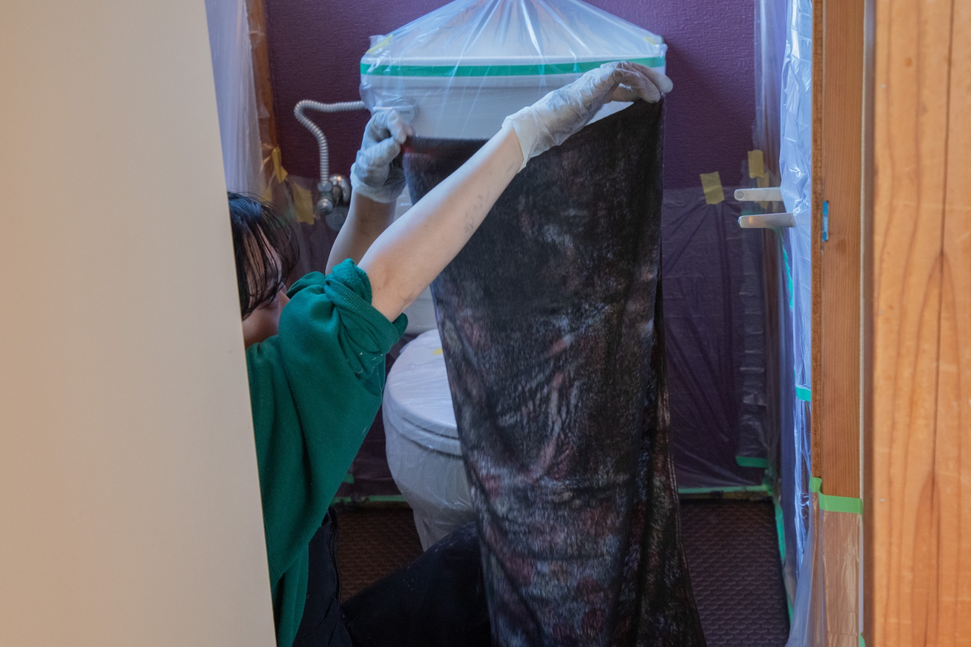 塩ビシートだった、築古戸建のトイレ床を『ハニカムタイル』に変えてみた！158