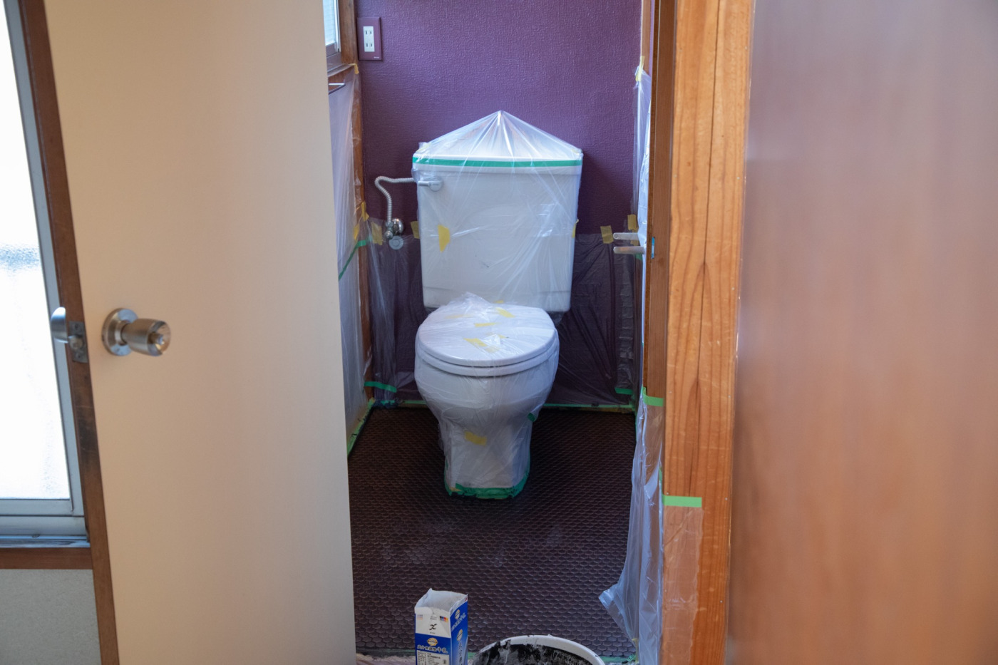 塩ビシートだった、築古戸建のトイレ床を『ハニカムタイル』に変えてみた！164