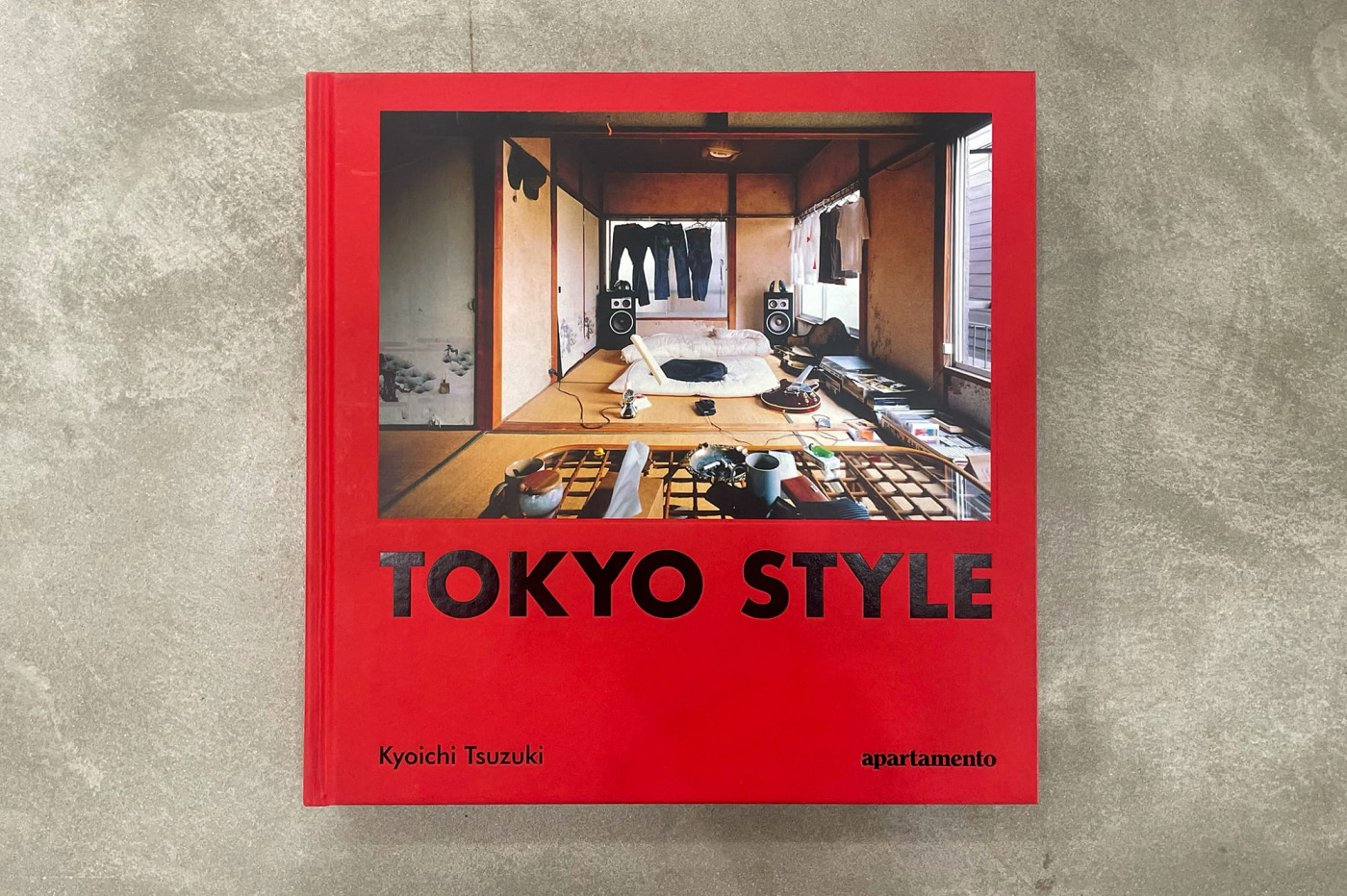 「TOKYO STYLE 」 都築 響一著　初版がでたのが1993年。写真は、2024年に発売された新装丁ver.です。