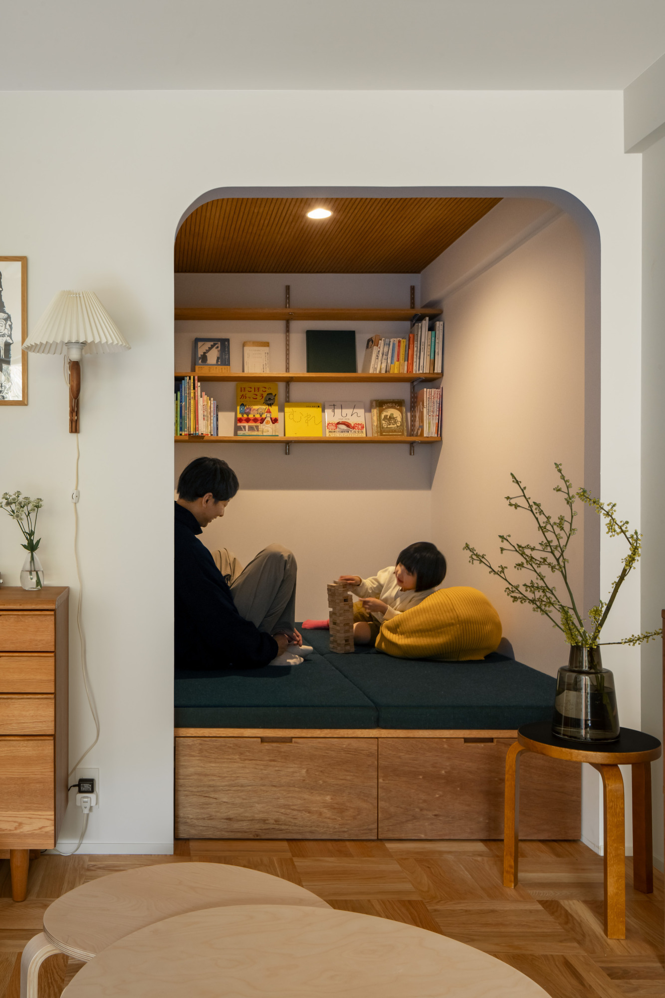 今日はどっち？気分で選べる、のびのびリビングとおこもりヌックのある暮らし5