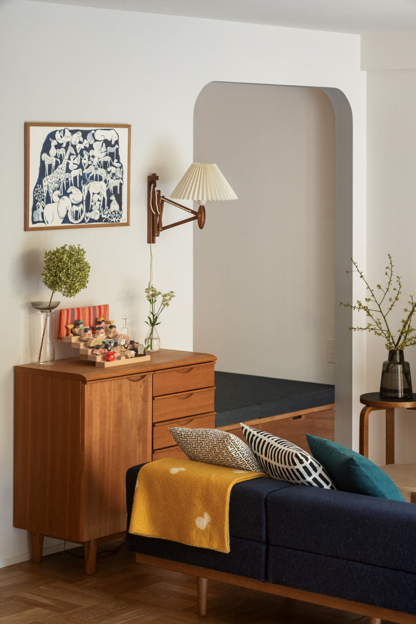 今日はどっち？気分で選べる、のびのびリビングとおこもりヌックのある暮らし3