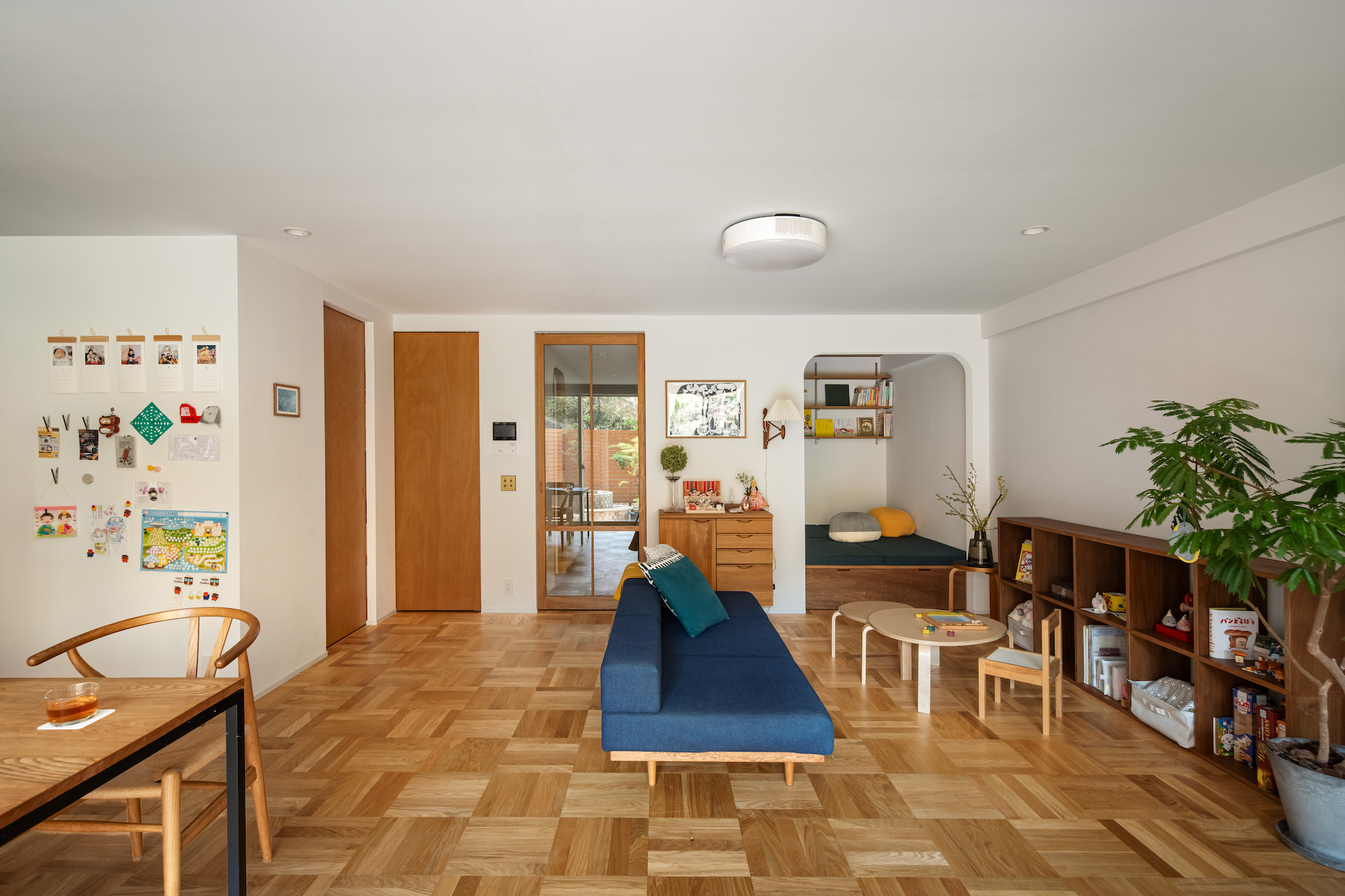 今日はどっち？気分で選べる、のびのびリビングとおこもりヌックのある暮らし　vol.6