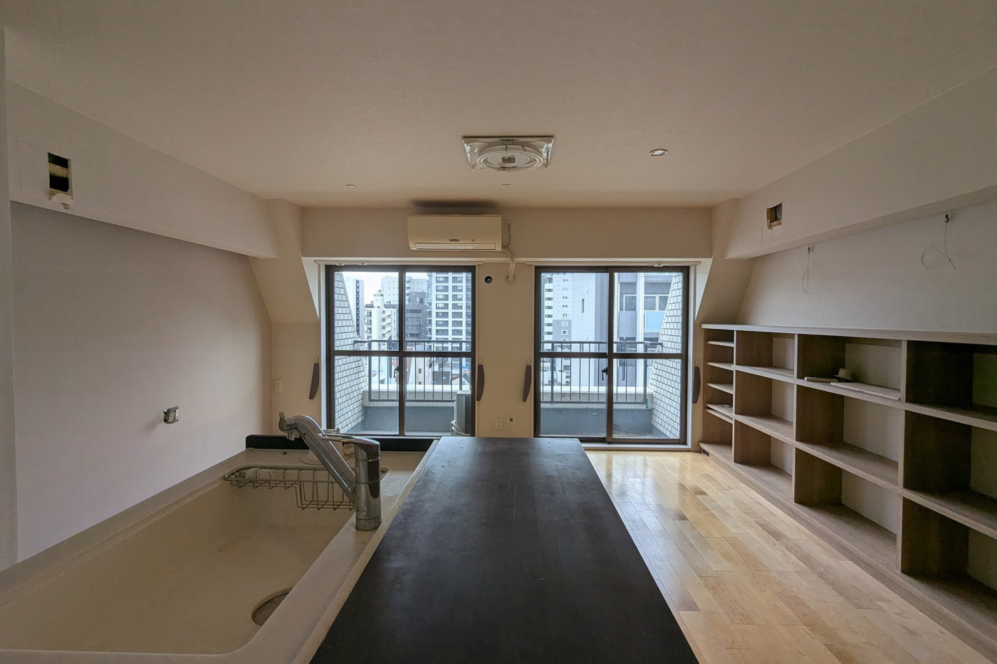 リノベーションで変えられない「窓からの景色」は、物件選びの重要ポイントでした。