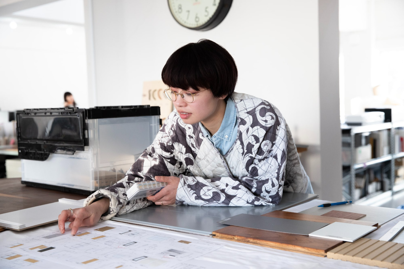 「構想中のキッチンの試作をつくってみたい」と意気込む山下。