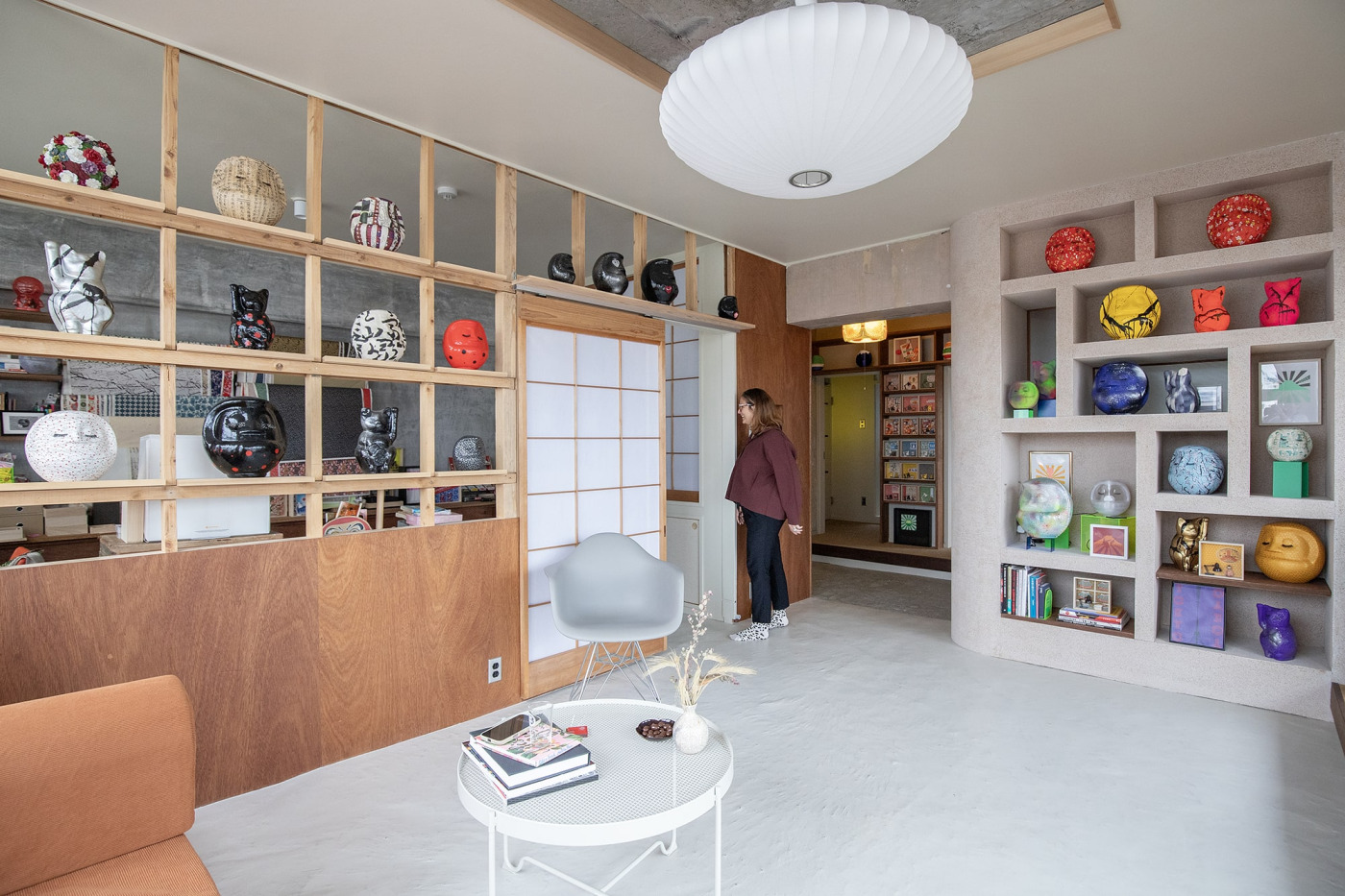 『studyroom#1』で掲げた「既存リメイク」の考え方や手法に、施主の感性をミックスしてできた、JUJUさんのアトリエ兼住居。