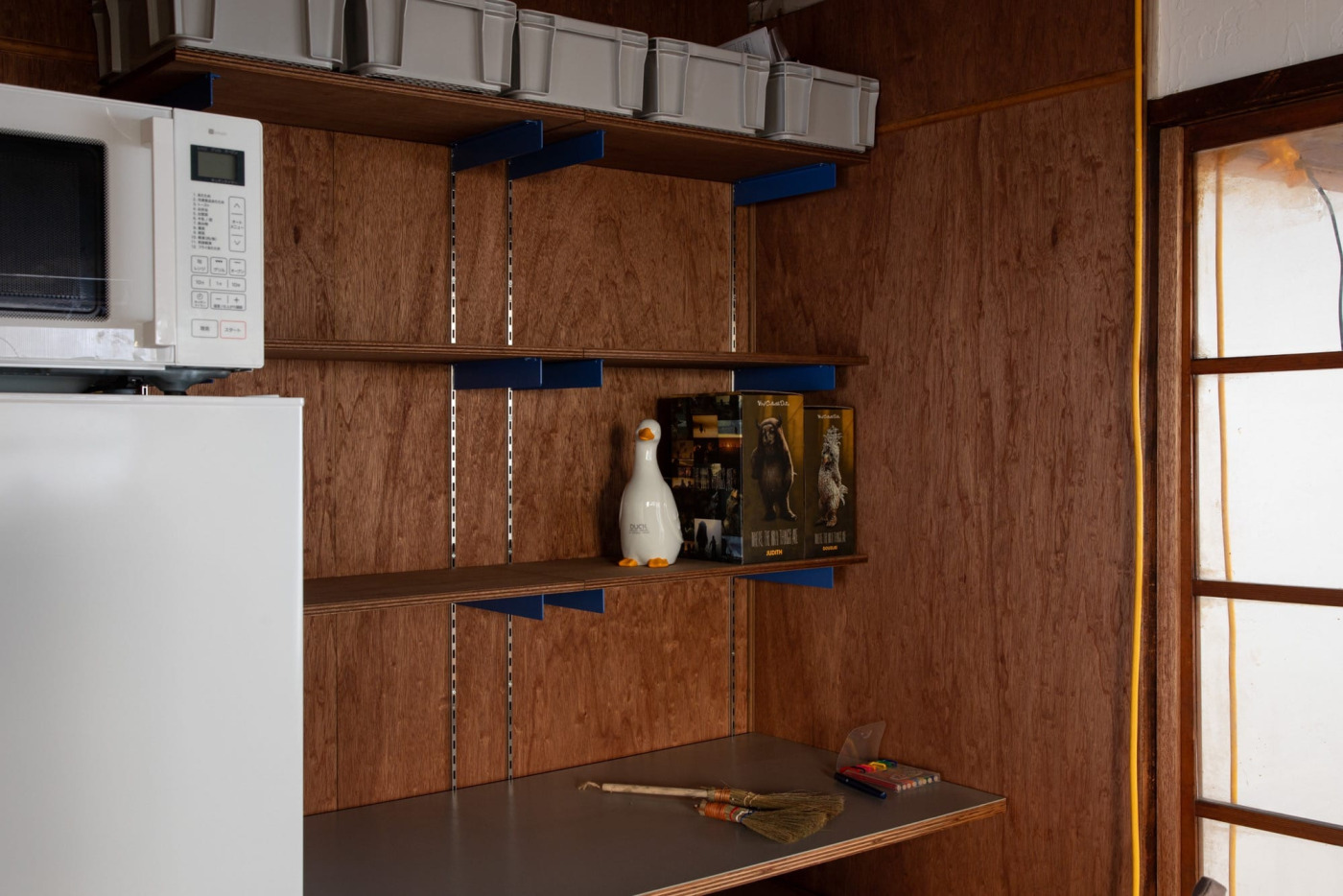 「完璧」より「アドリブ」？古い倉庫兼住居を、1年かけて改装した秘密基地DIY。37