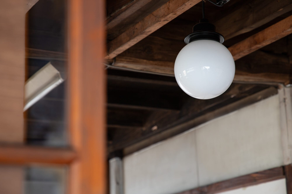 「完璧」より「アドリブ」？古い倉庫兼住居を、1年かけて改装した秘密基地DIY Vol.10