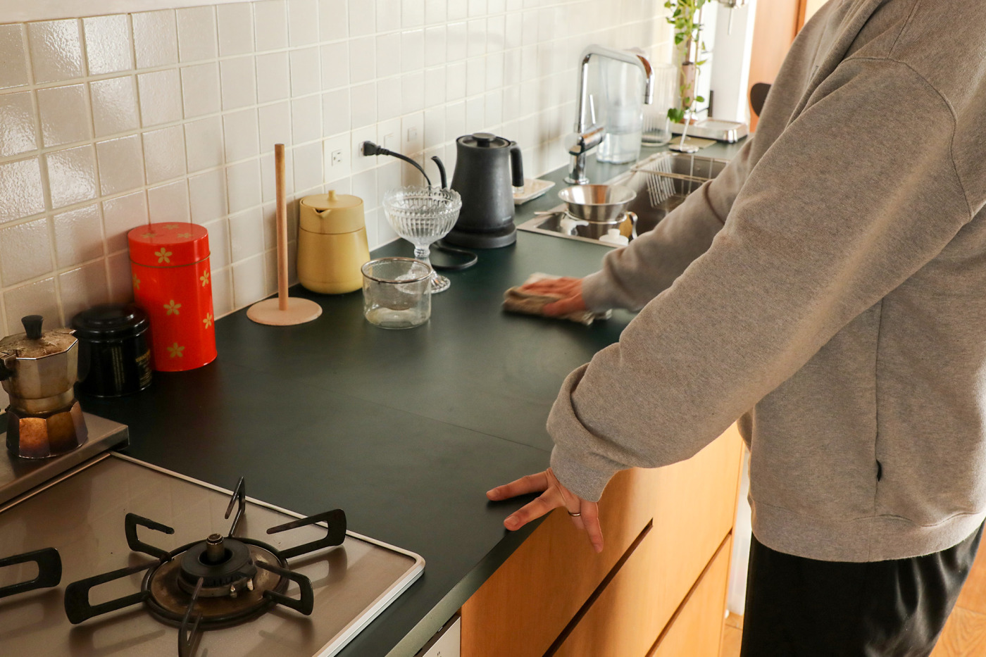 キッチン天板、​実際に​使ってみて​どう？素材別にリアルな使用感とお手入れ事情を徹底レポート16