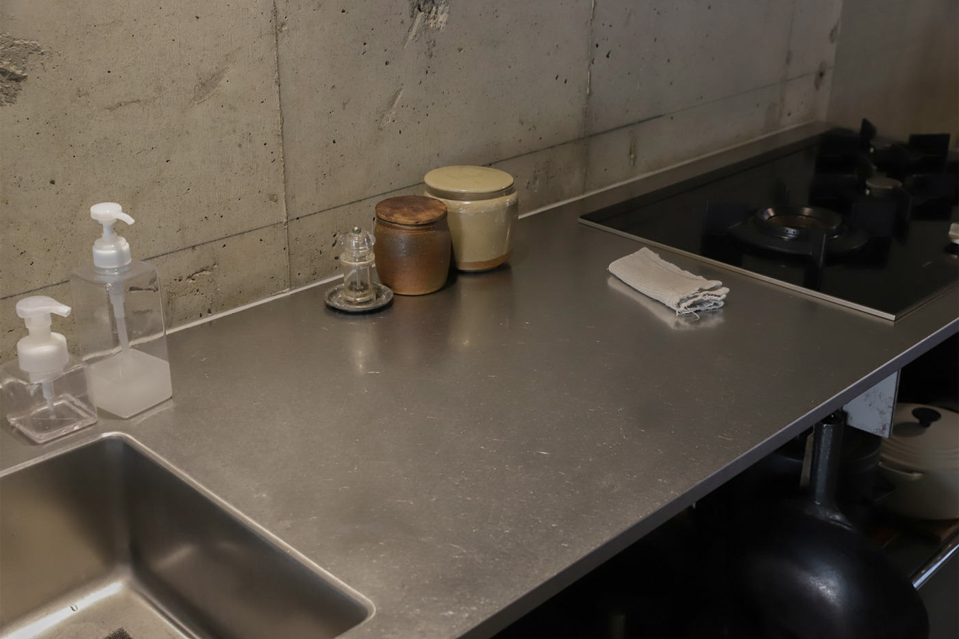 キッチン天板、​実際に​使ってみて​どう？素材別にリアルな使用感とお手入れ事情を徹底レポート76