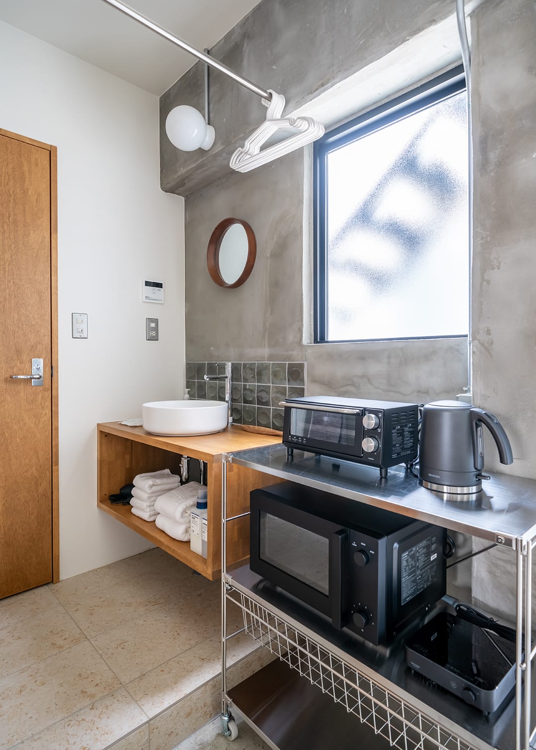 沖縄の民芸“やちむん”が息づく、壺屋の宿「Tsuboya apartment」5