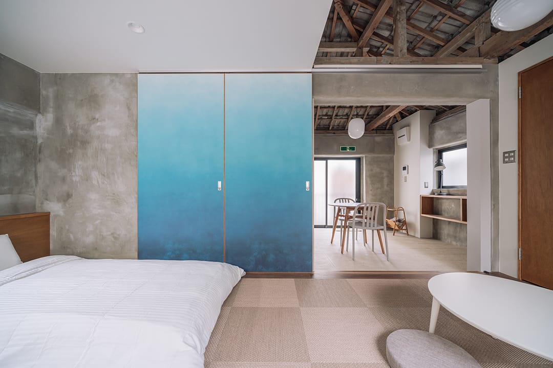 沖縄の民芸“やちむん”が息づく、壺屋の宿「Tsuboya apartment」11