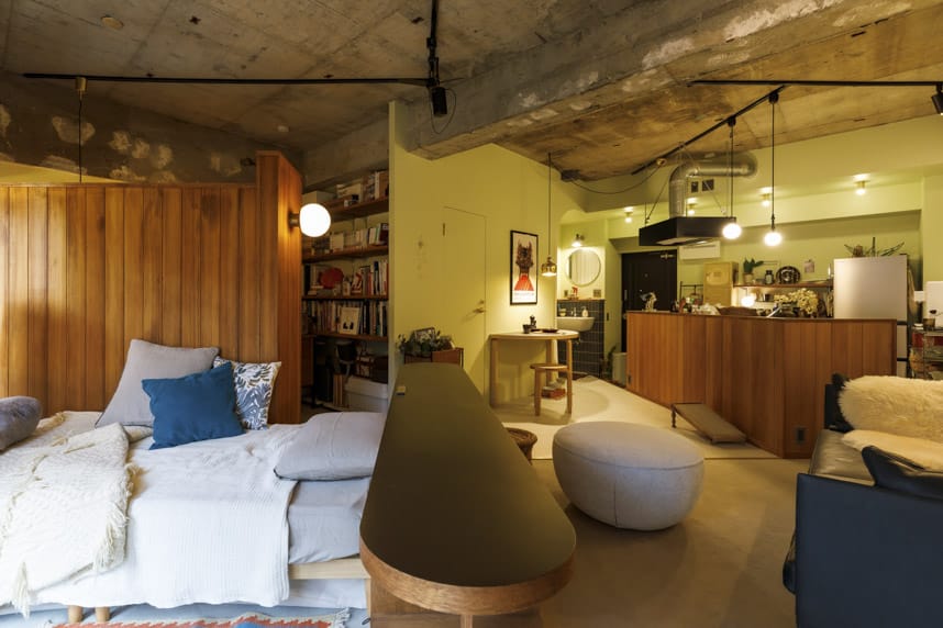 “斜め”がいろんな景色を生み出す。44㎡のキャンバスに描く、私だけの暮らし